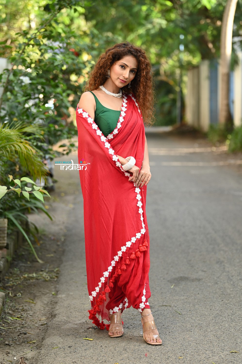 Very Much Indian Taapsee - Designer! Pure Mul Cotton Saree with Sleek Border - Bright Red | Grocsy