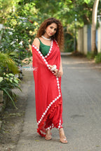 Very Much Indian Taapsee - Designer! Pure Mul Cotton Saree with Sleek Border - Bright Red | Grocsy