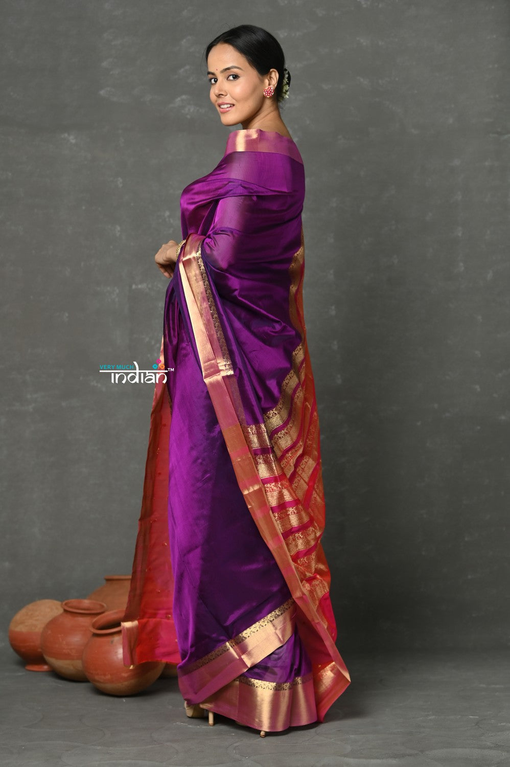 Very Much Indian Handloom Pure Cotton Silk Saree With Golden Border - Purple Pink | Grocsy