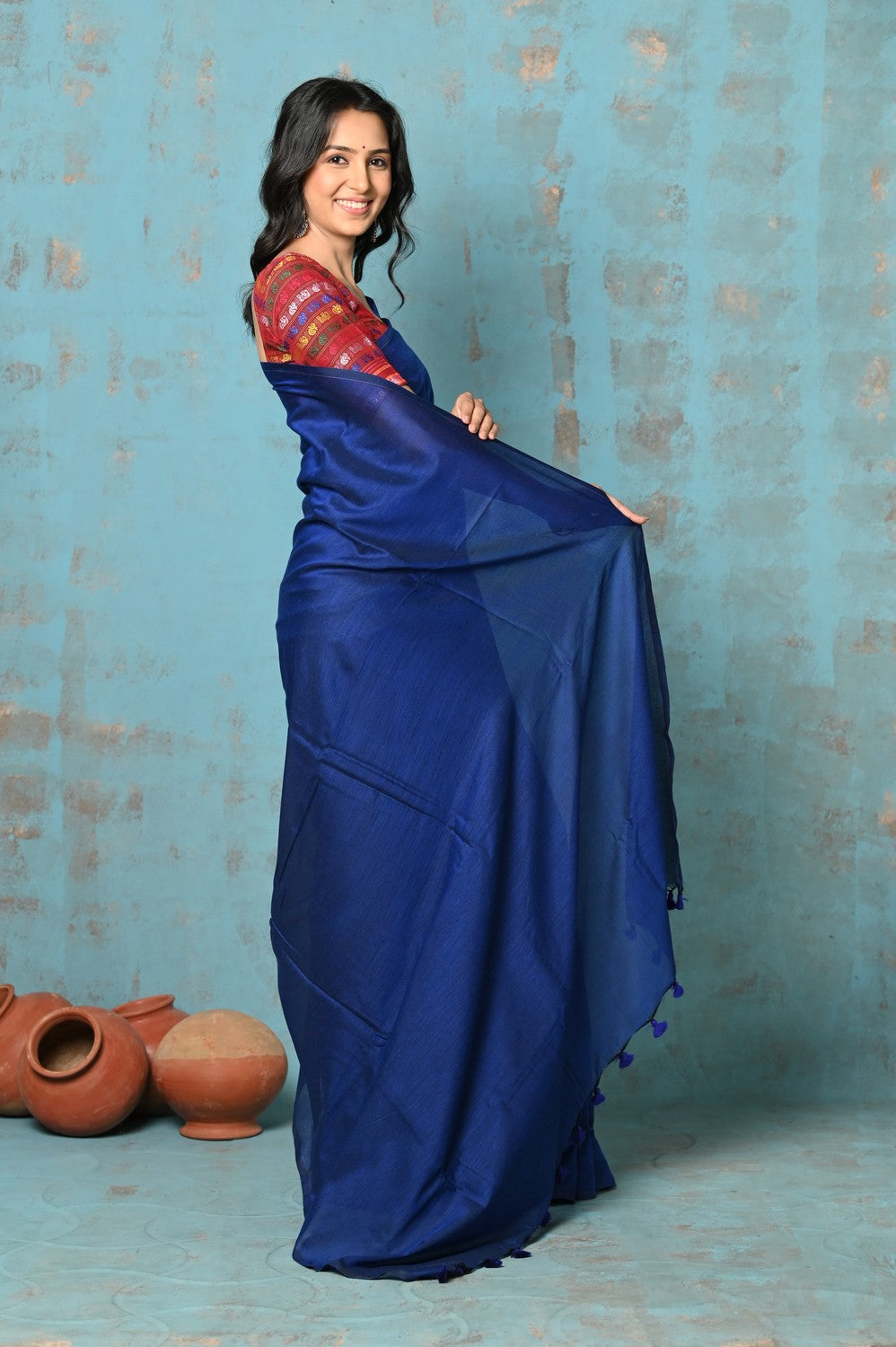 Very Much Indian Tyohaar - Mul Cotton Handloom Woven Saree - Navy Blue | Grocsy