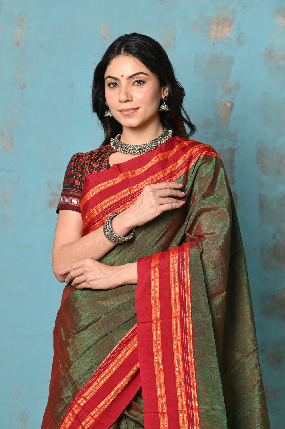 Very Much Indian Tyohaar - Traditional Handloom Dual Tone Green Red Ilkal Cotton Viscose with Red Pure Silk Pallu | Grocsy