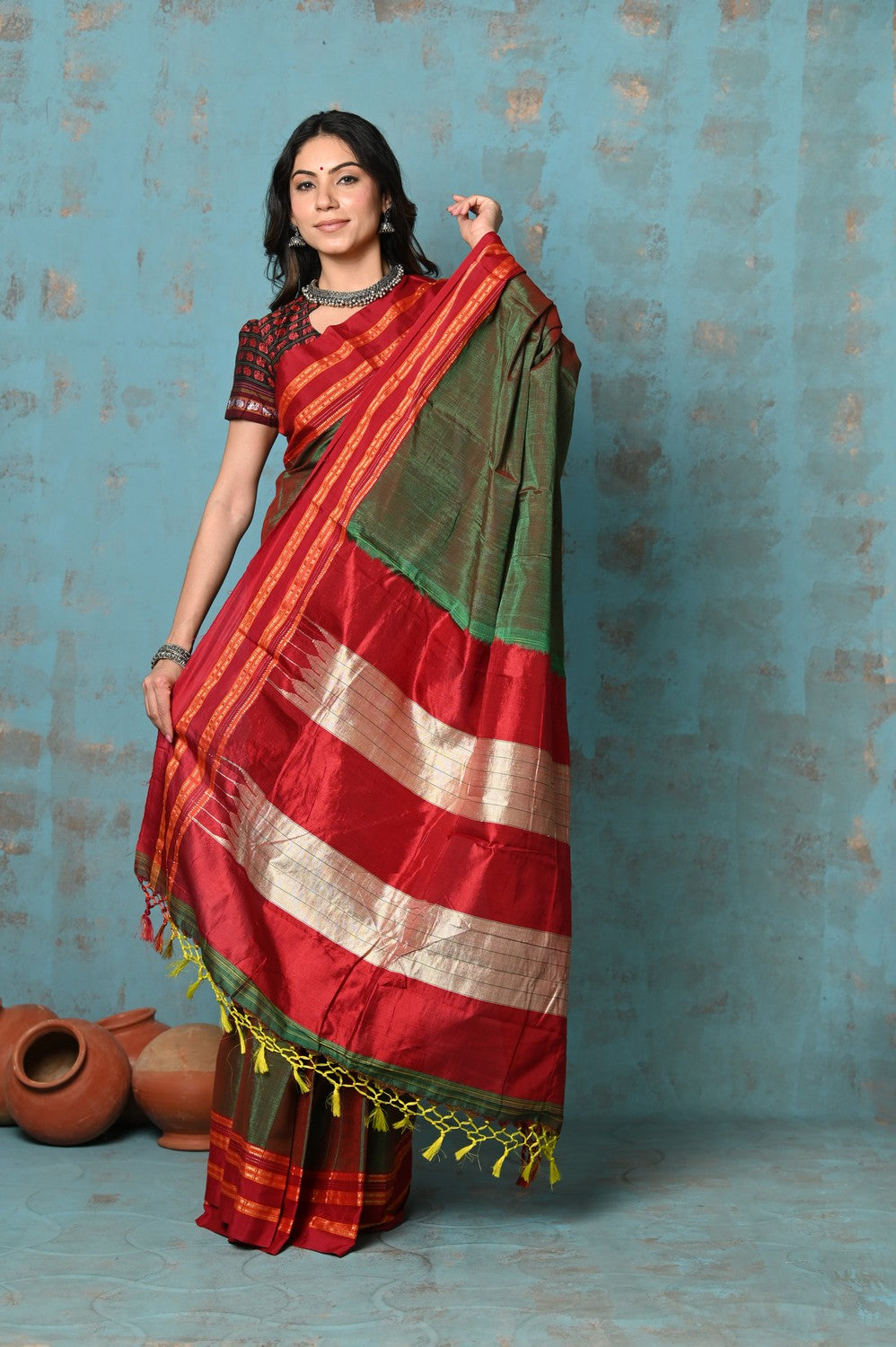 Very Much Indian Tyohaar - Traditional Handloom Dual Tone Green Red Ilkal Cotton Viscose with Red Pure Silk Pallu | Grocsy