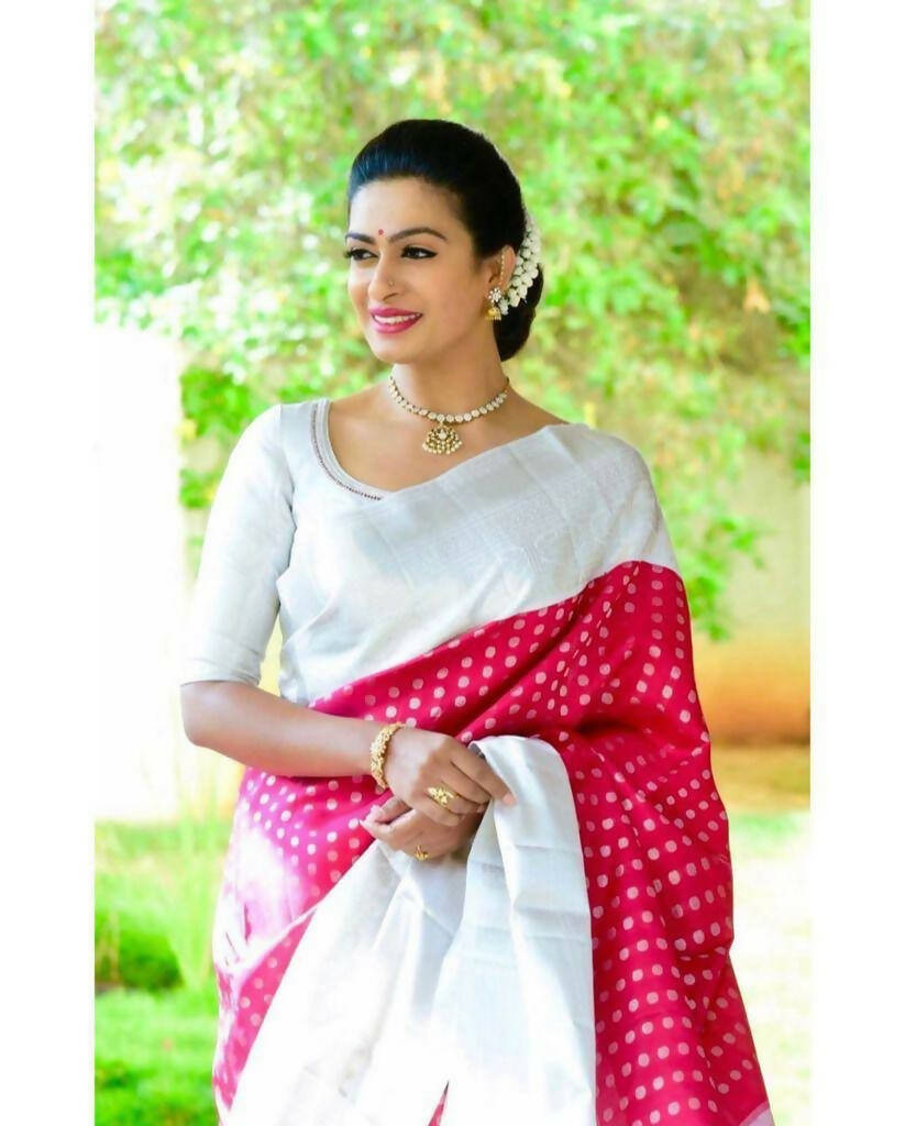 DEIANA'S Beautiful Designer Golden zari Soft Lichi Silk Saree - Red | Grocsy