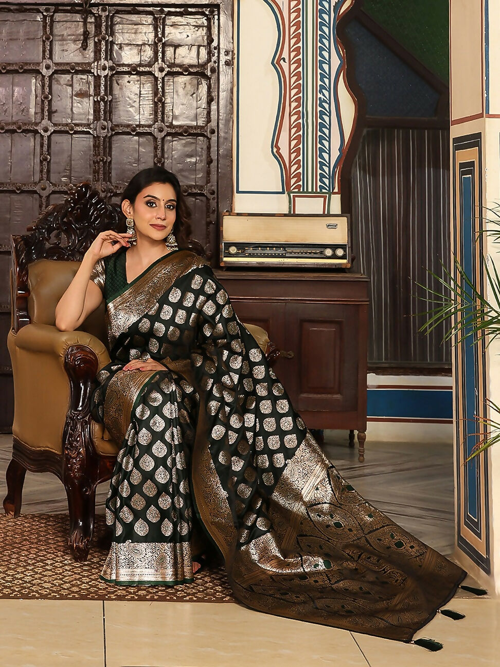 Shree Shyam Fashion Dark Green Silk Saree | Grocsy
