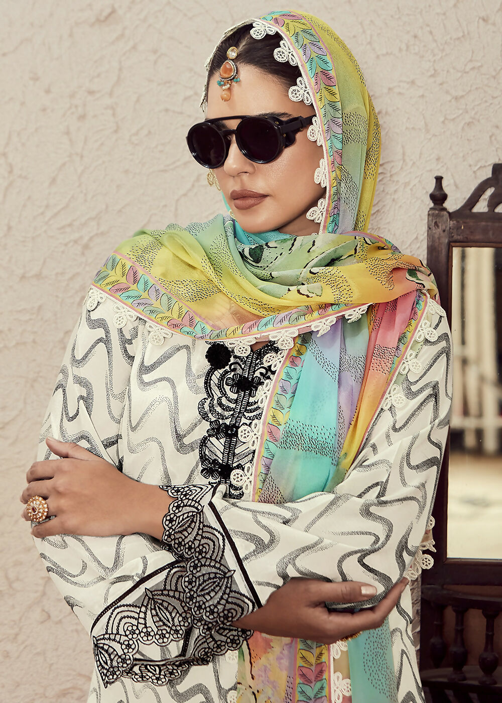 Muslin Cotton Off White Digital Print & Embroidered Salwar Suit - Emponline | Grocsy