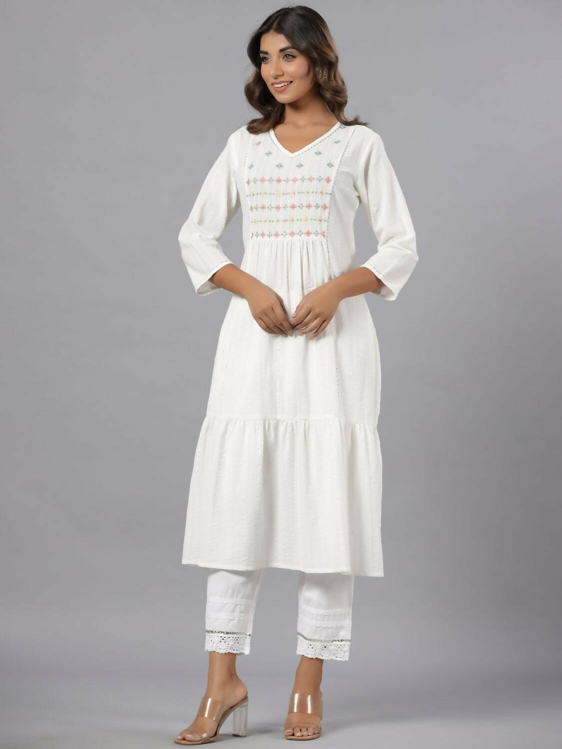 Juniper Women White Seer Sucker Embroidered High Slit Kurta | Grocsy