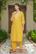 Aramya Straight Soft Cotton Geometric Print Women's Kurta - Yellow | Grocsy