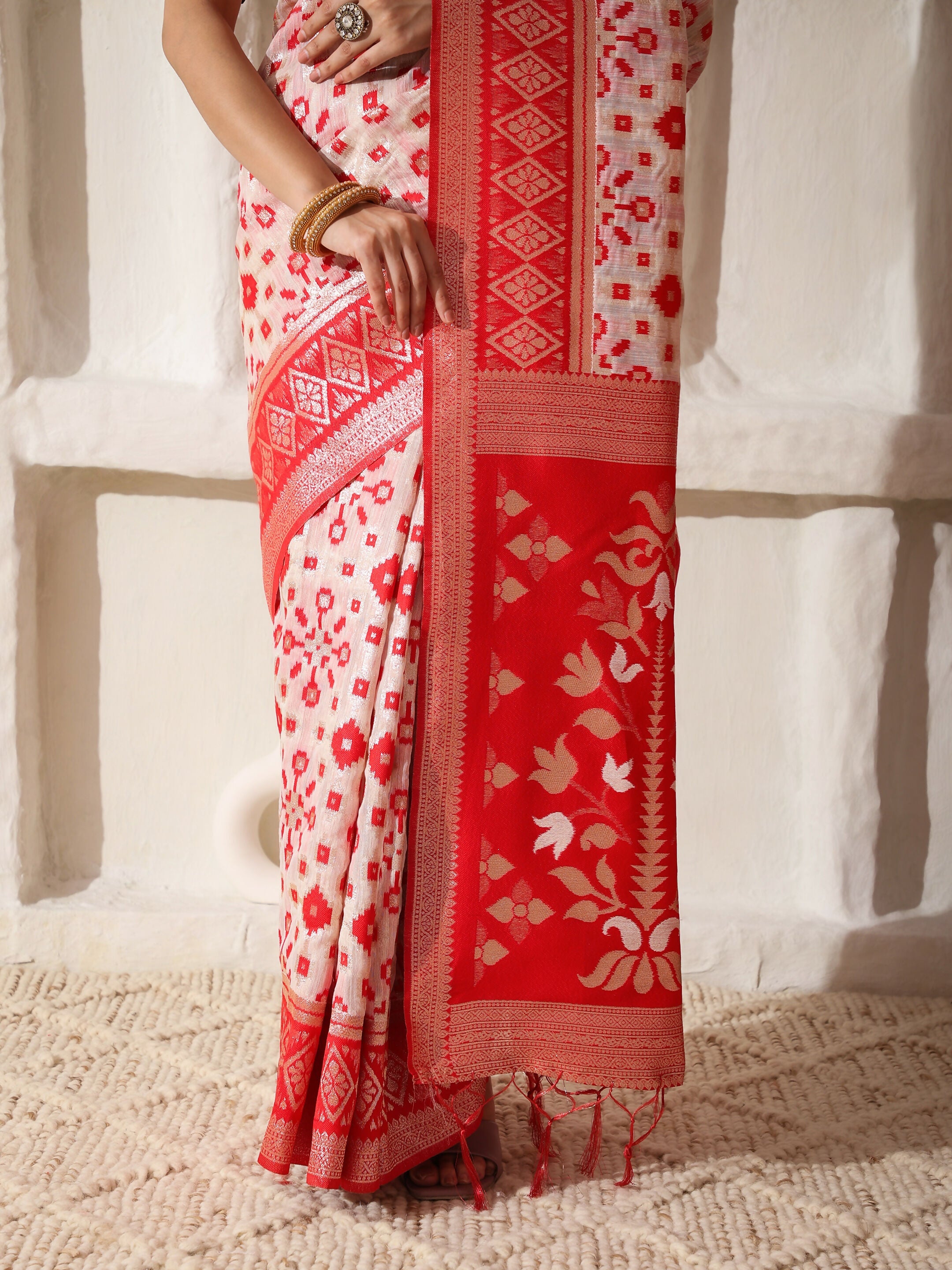 Shree Shyam Fashion Linen Cotton Red & White Saree | Grocsy