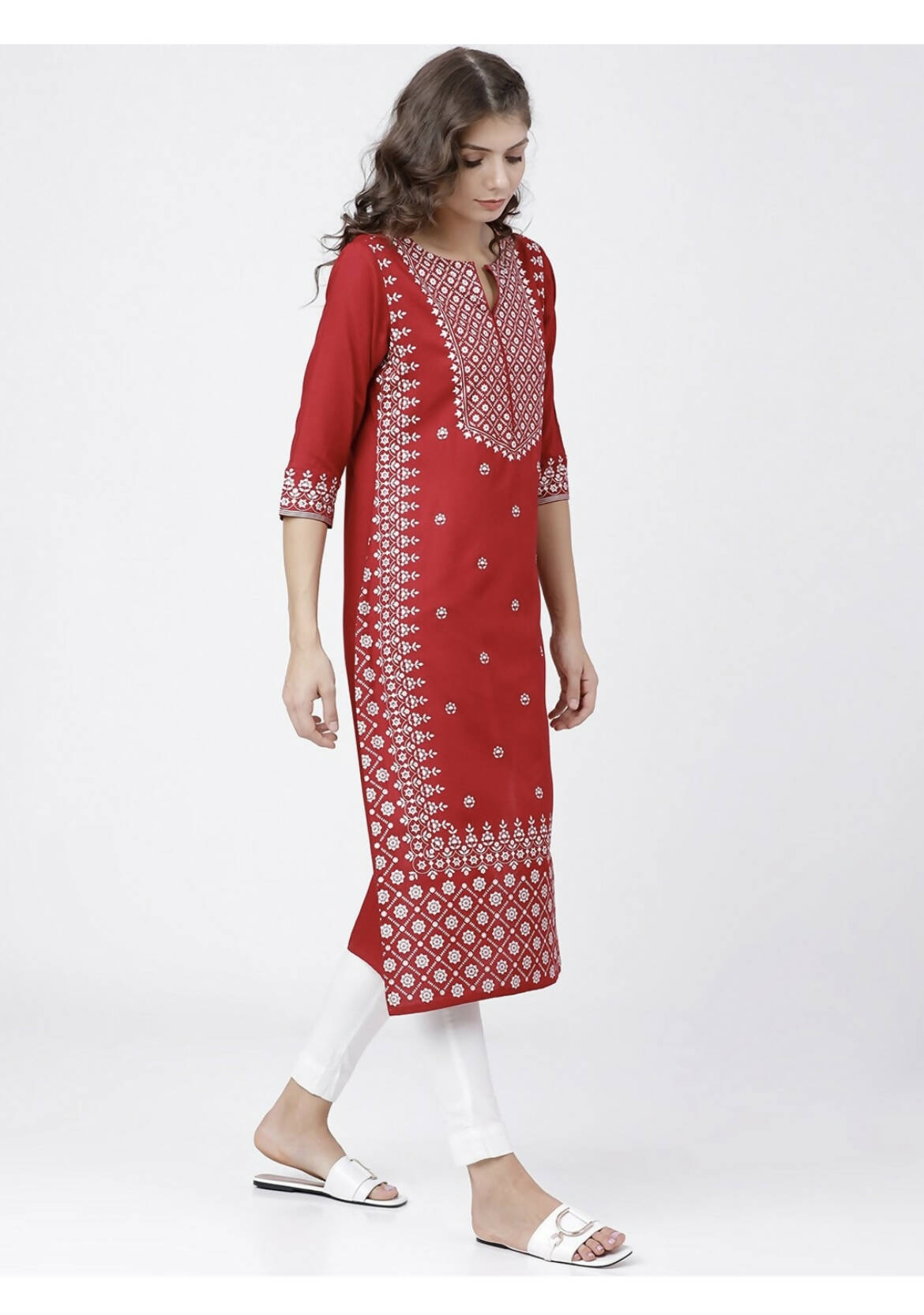 Cheera Embellished Daily Wear Cotton Blend Kurta - Red & White | Grocsy
