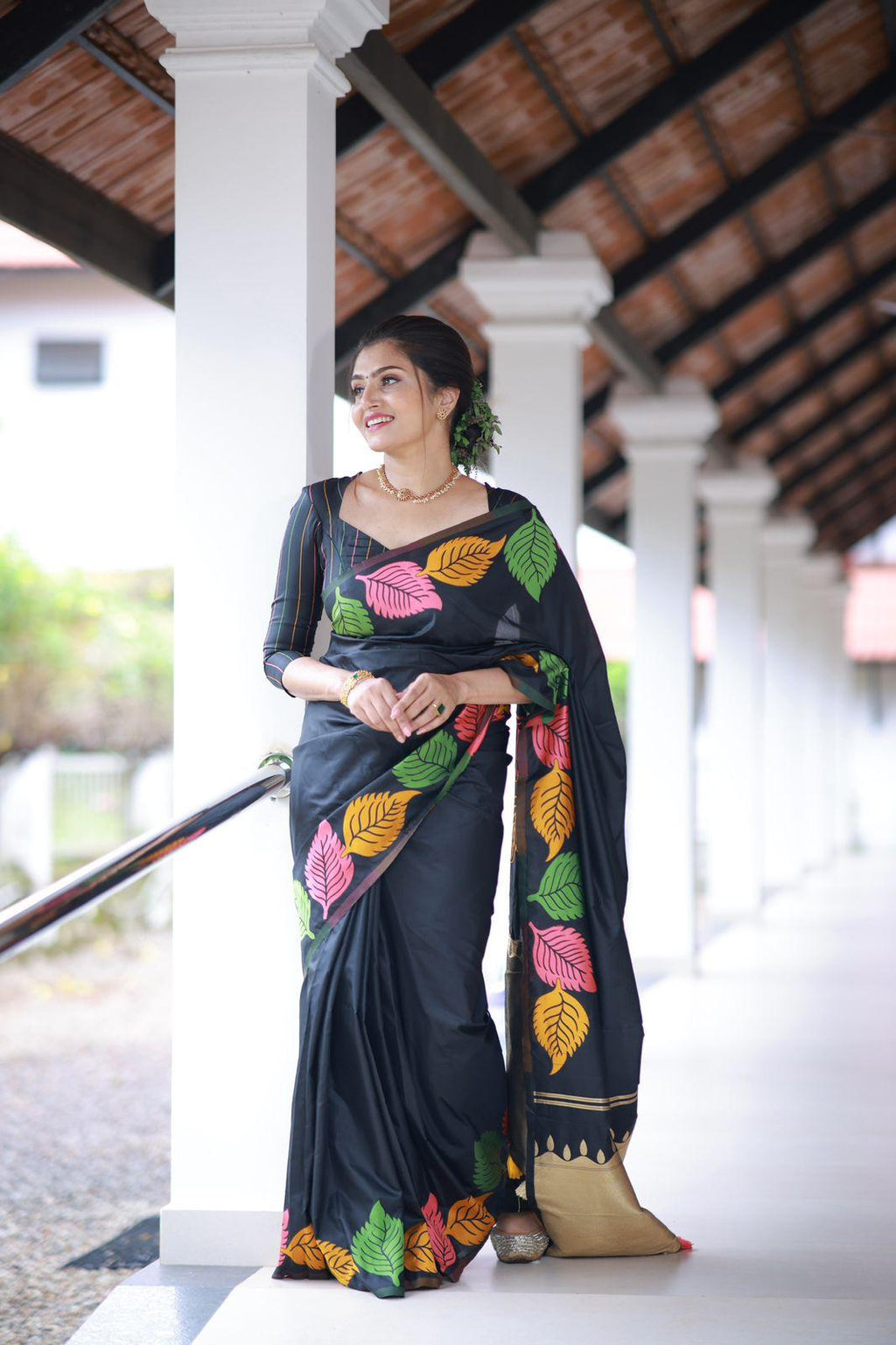 Black Pure Silk Woven Design Saree with Unstitched Blouse - A2M | Grocsy