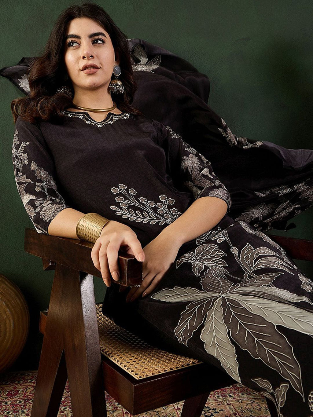 Sangria Floral Printed Kurta Set With Dupatta | Grocsy