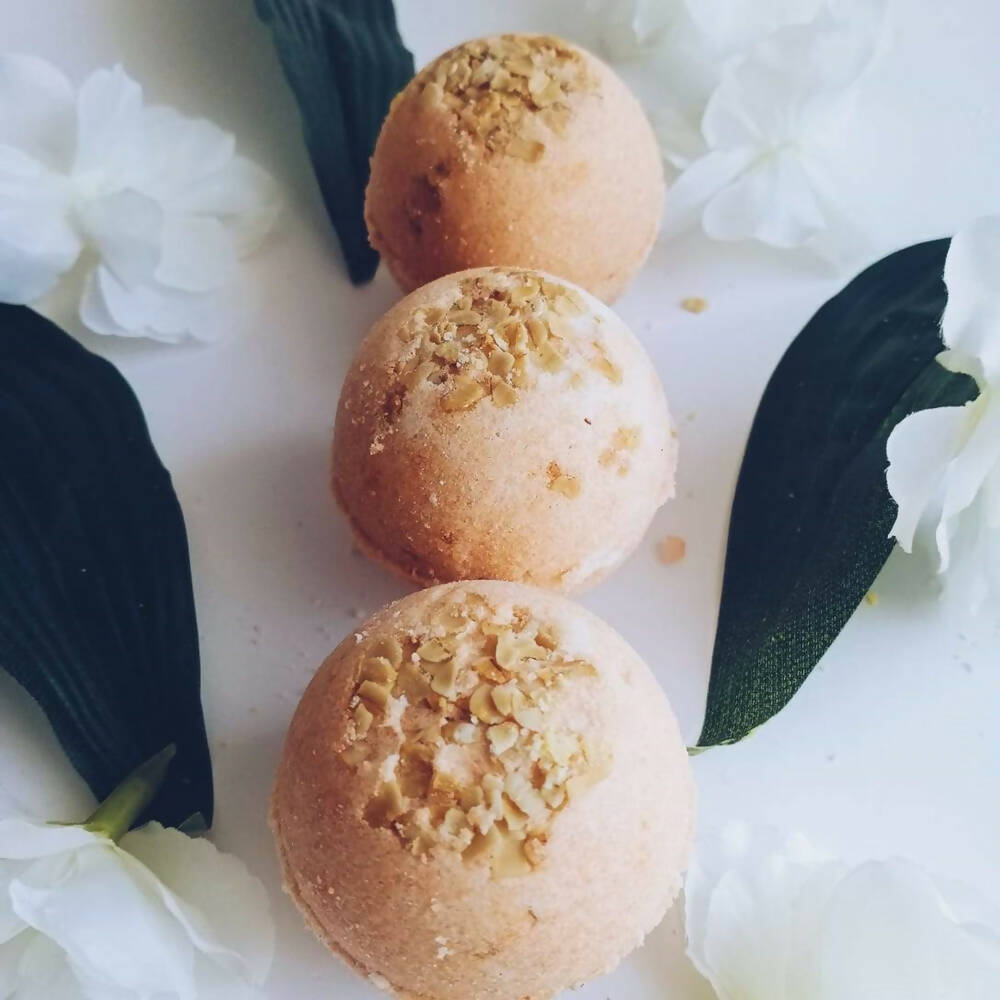 Aaranyam Fizzy Aromatic Bath Soap With Oats | Grocsy
