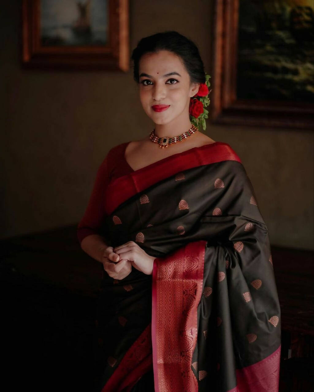 DEIANA'S Beautiful Designer Golden zari Soft Lichi Silk Saree - Black | Grocsy