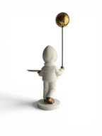 Sun Mun Decors Astronaut Platter With Balloon | Grocsy
