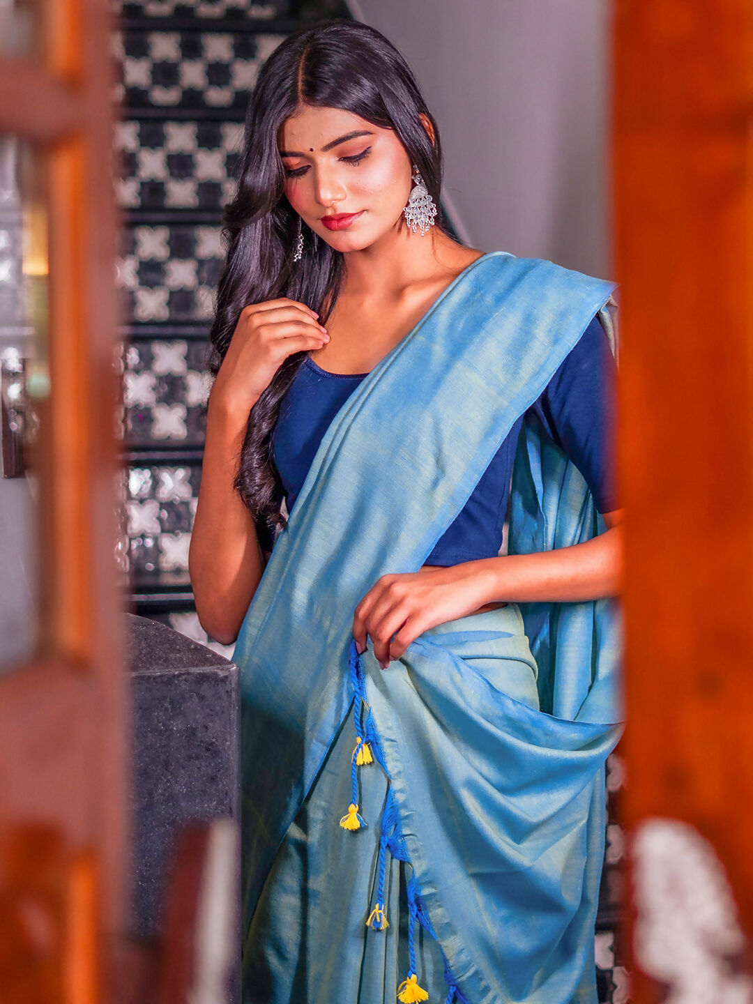Zibaa Hand-Dyed Mul Cotton Teal Blue Saree with Tassels | Grocsy