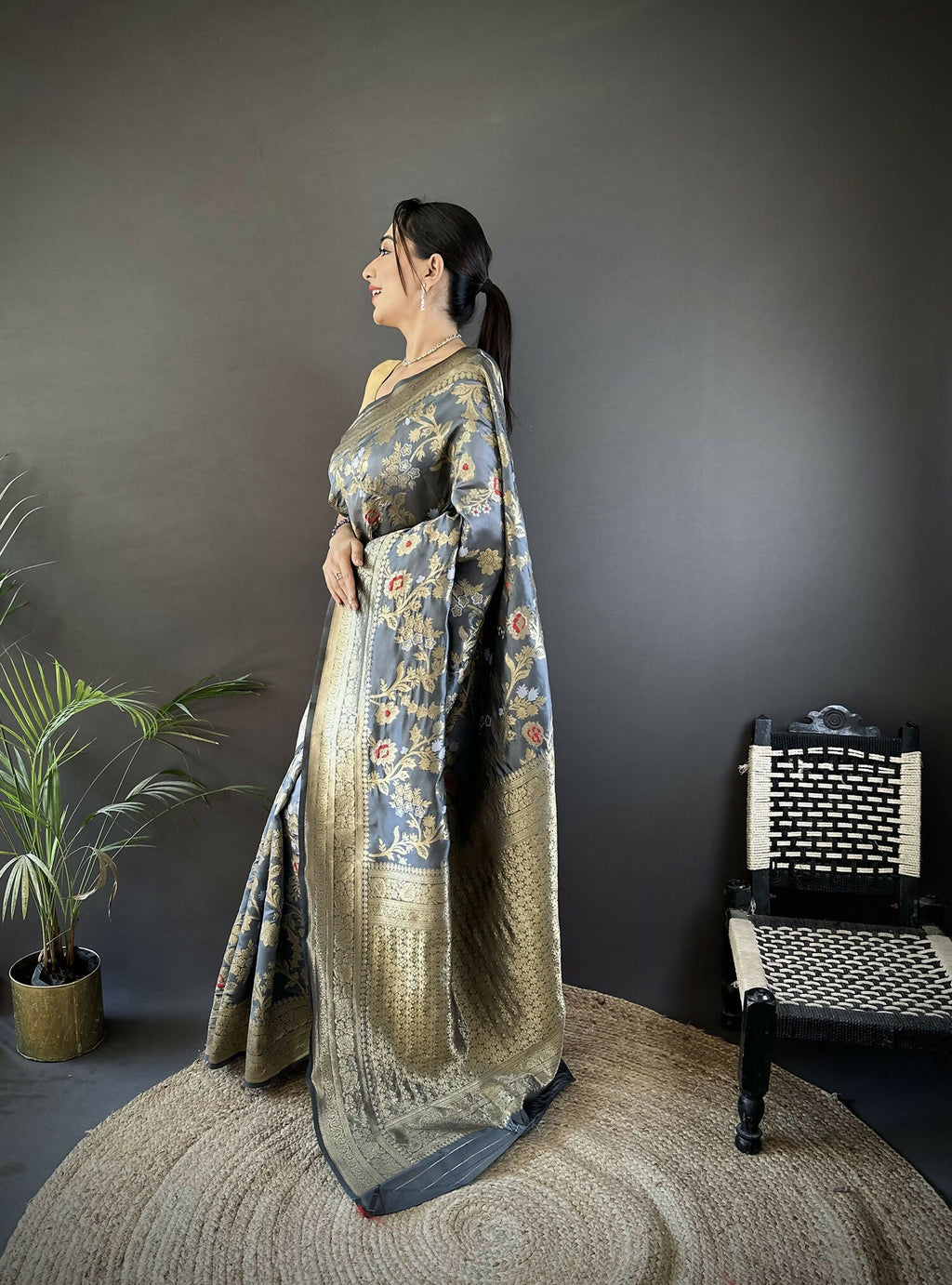 Joban Fashion Grey Floral & Ethnic Motifs Design Soft Silk Meenakari Banarasi Saree | Grocsy