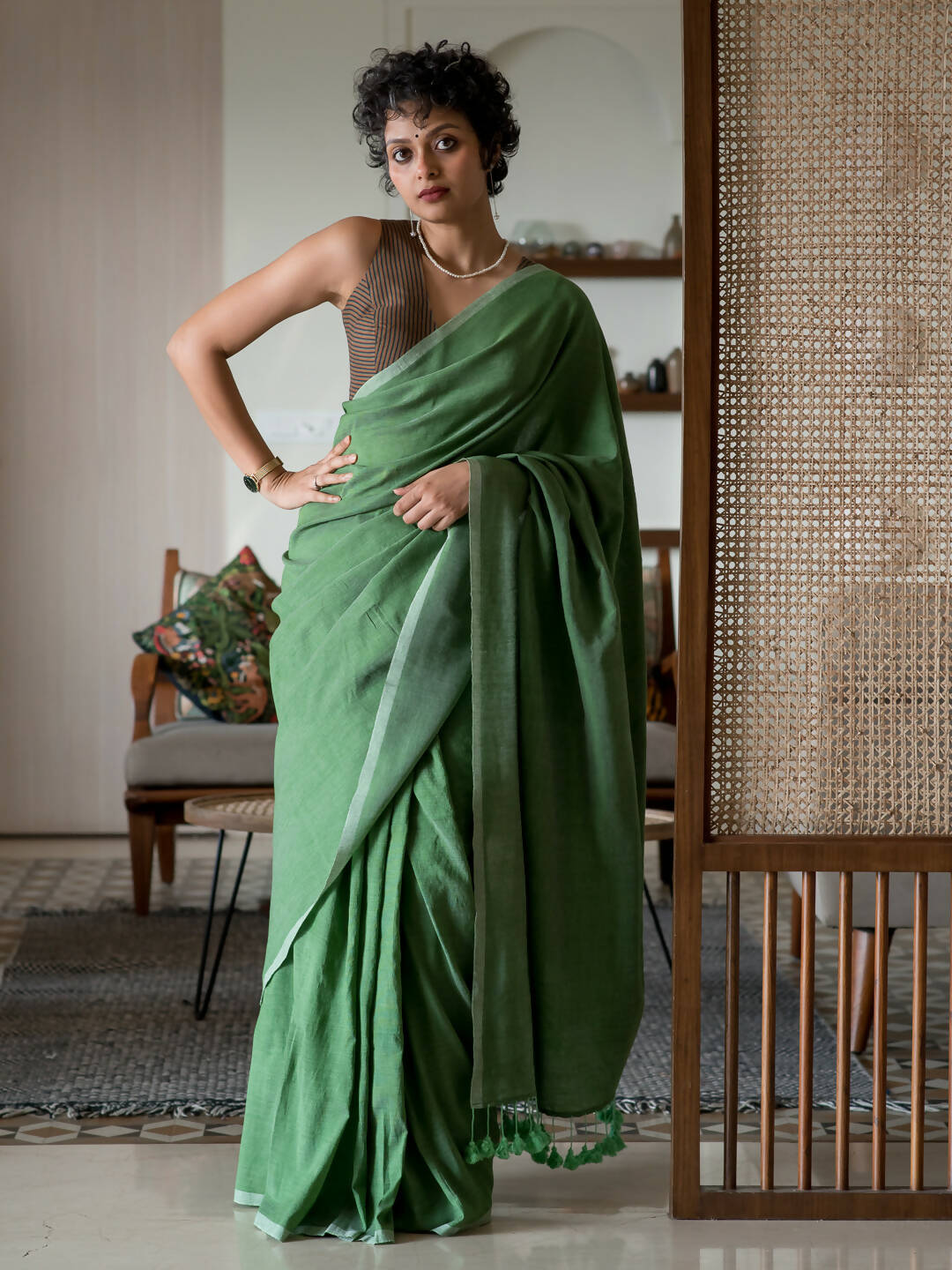 Suta Green Solid Cotton Blend Saree | Grocsy