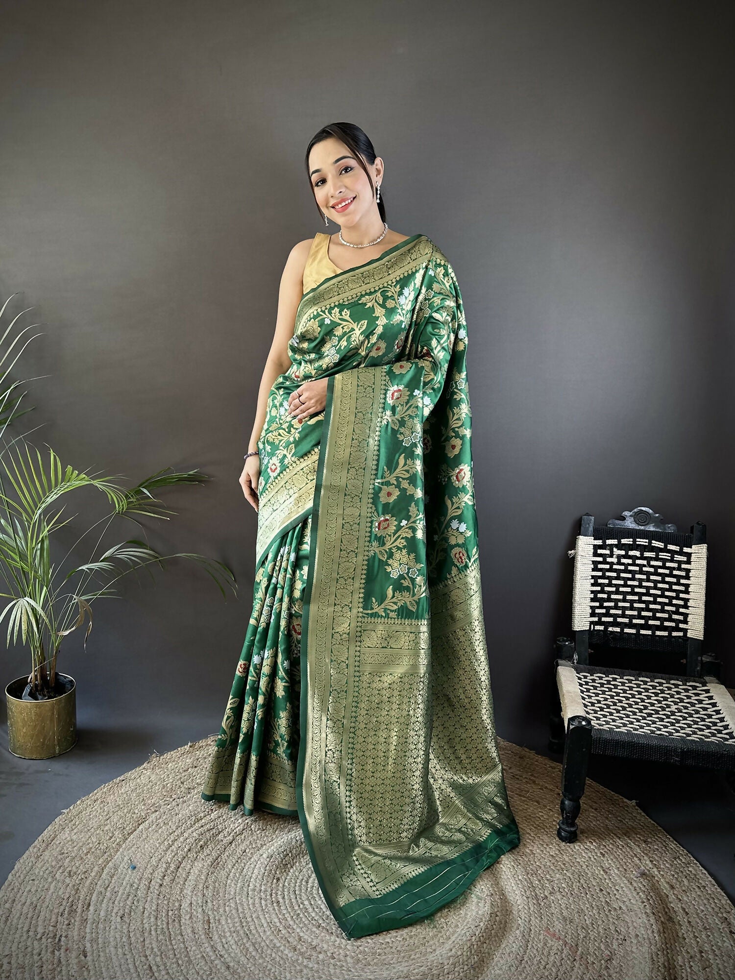 Joban Fashion Green Floral & Ethnic Motifs Design Soft Silk Meenakari Banarasi Saree | Grocsy