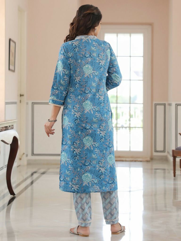 Aramya Straight Soft Cotton Floral Print Women's Kurta Set - Blue | Grocsy
