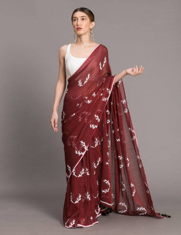 Suta Women Maroon White Hand Blocked Pure Cotton Saree | Grocsy