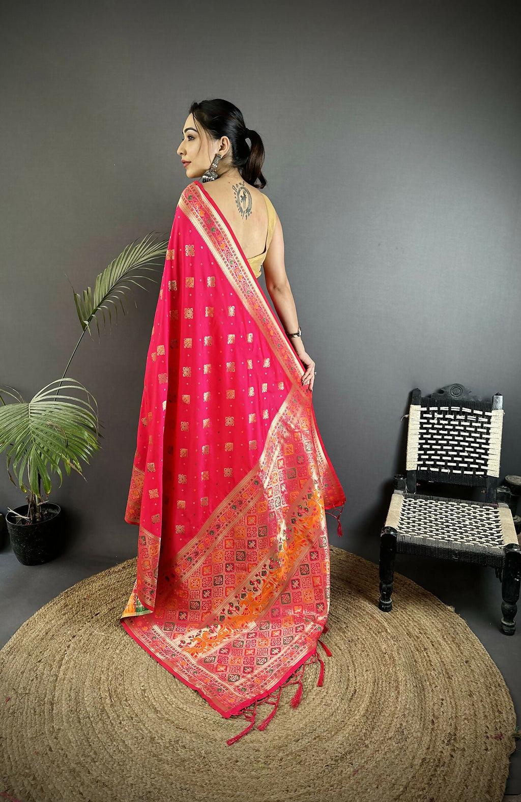 Joban Fashion Coral Pink Geometric Pattern Soft Silk Patola Saree | Grocsy