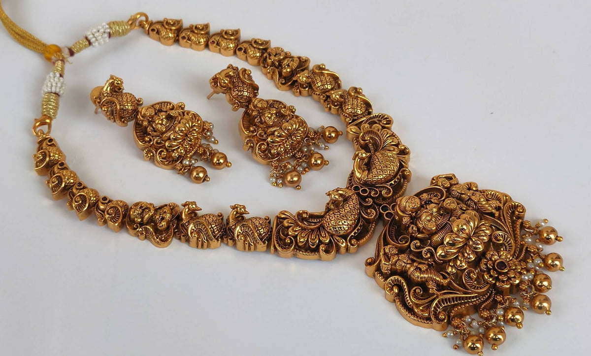 Lakshmi Temple Bridal Necklace Set | Grocsy