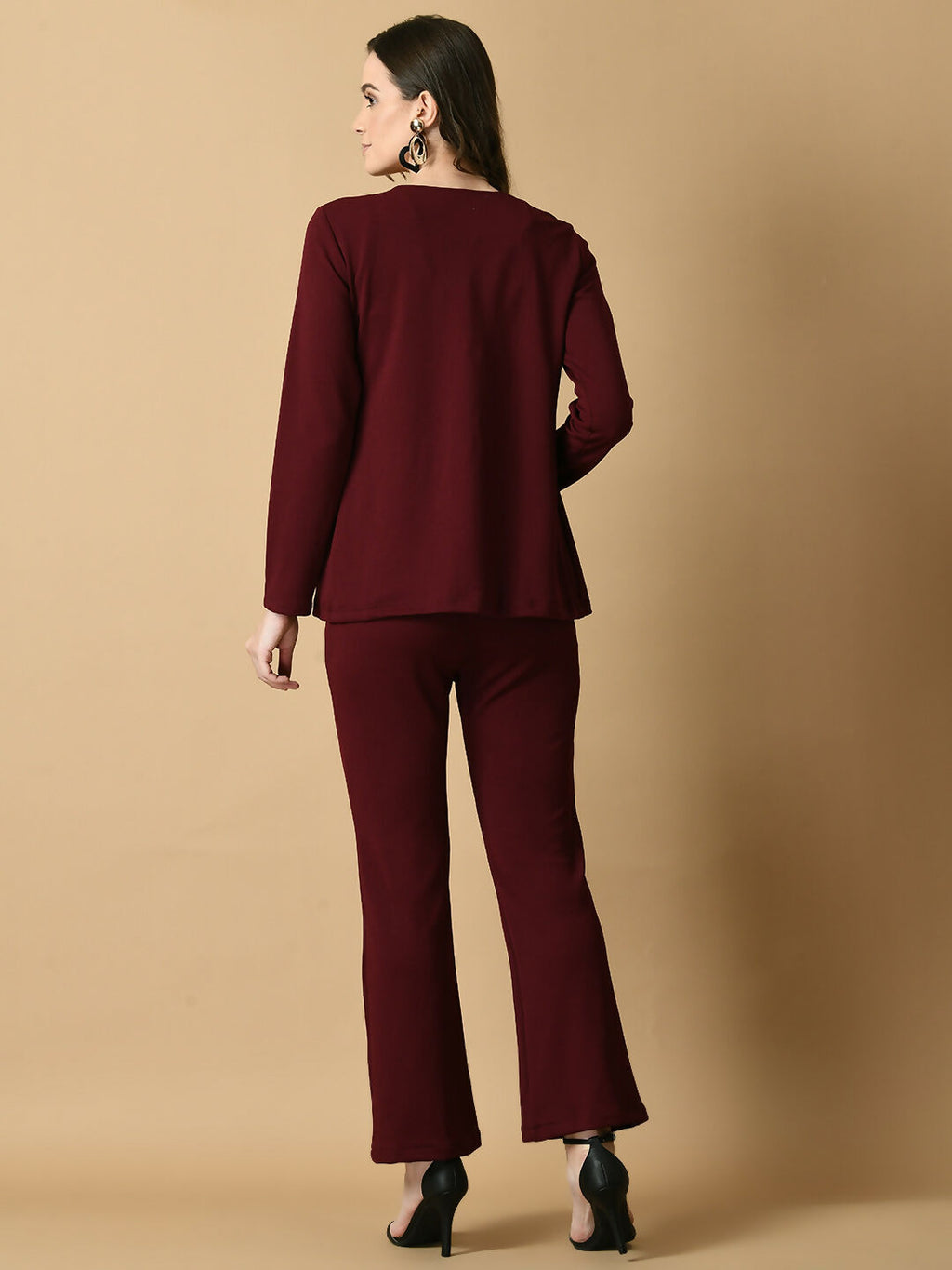 Myshka Women's Magenta Solid Jacket | Grocsy