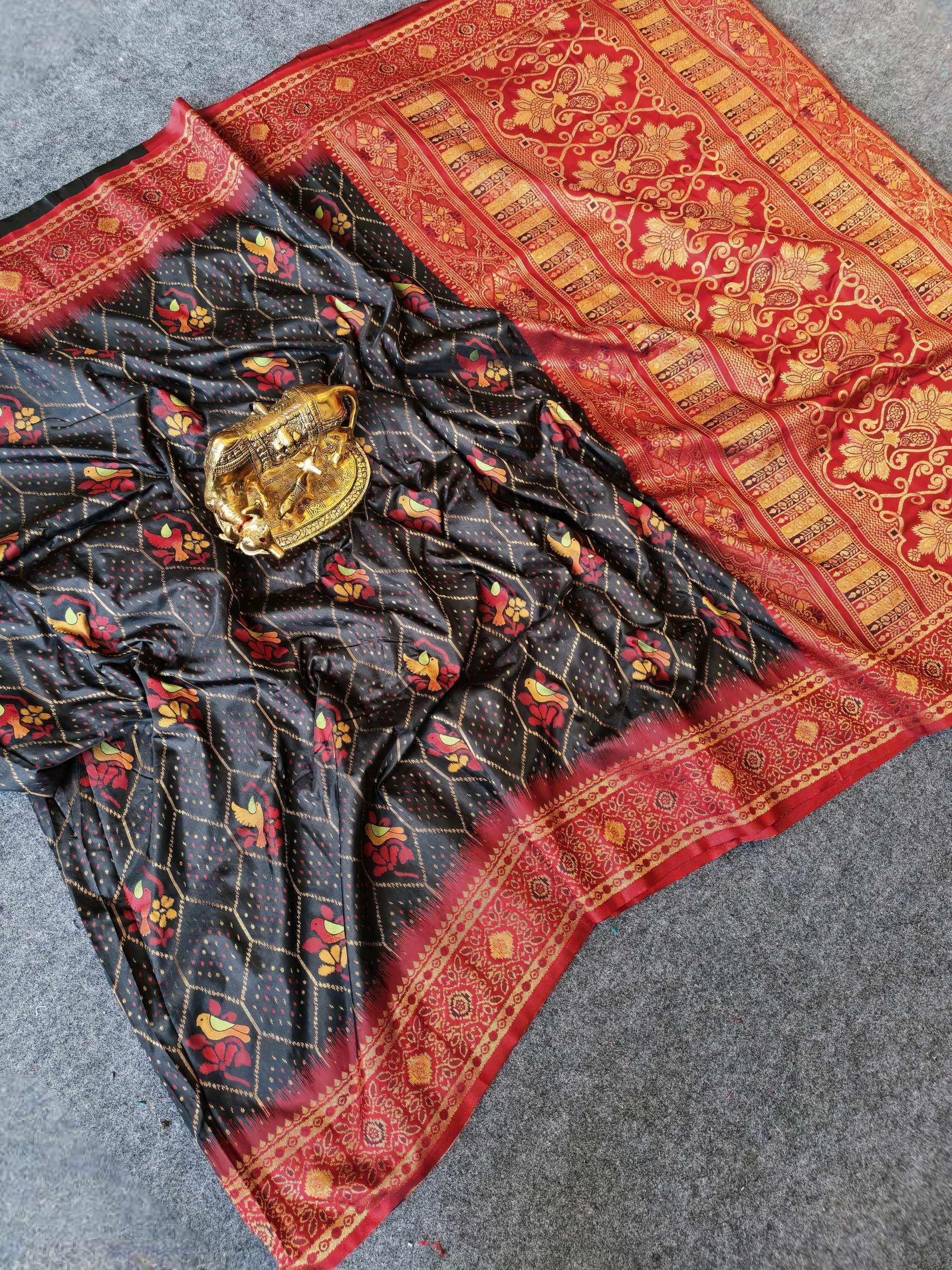 Mameraa Sarees Black Silk Saree Featuring Elegant Traditional Motifs All Over The Saree With Contrast Blouse-Black | Grocsy