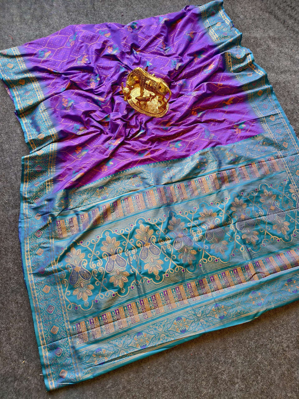 Mameraa Sarees Purple Silk Saree Featuring Elegant Traditional Motifs All Over The Saree With Contrast Blouse-Purple | Grocsy