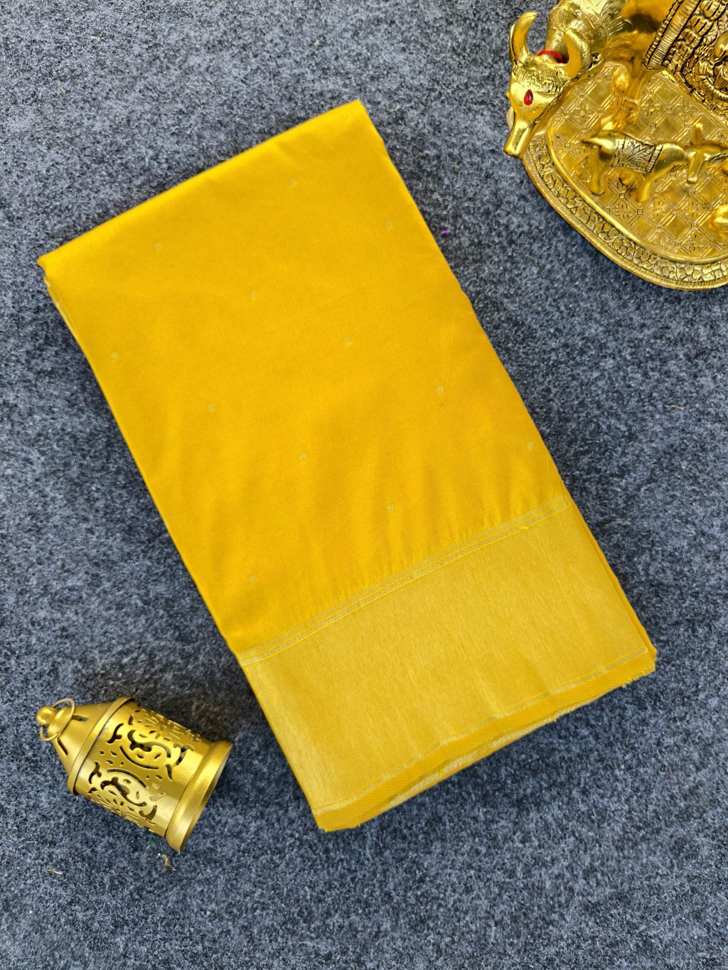 Mameraa Sarees Yellow Silk Blend Zari Banarasi Weaving Saree With Blouse-Yellow | Grocsy