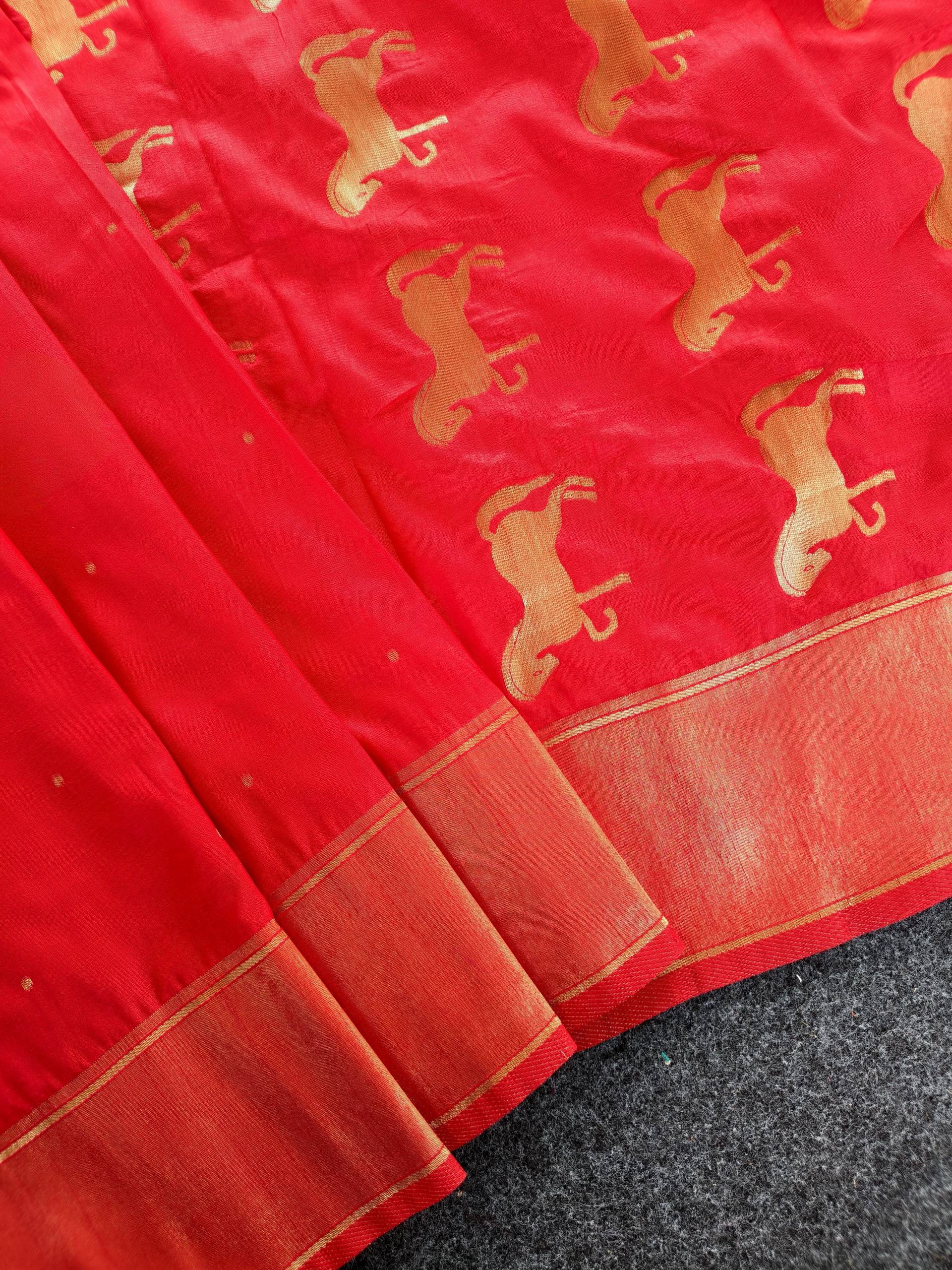 Mameraa Sarees Red Silk Blend Zari Banarasi Weaving Saree With Blouse-Red | Grocsy