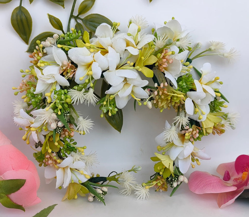 White Bridal Hair Accessories | Grocsy