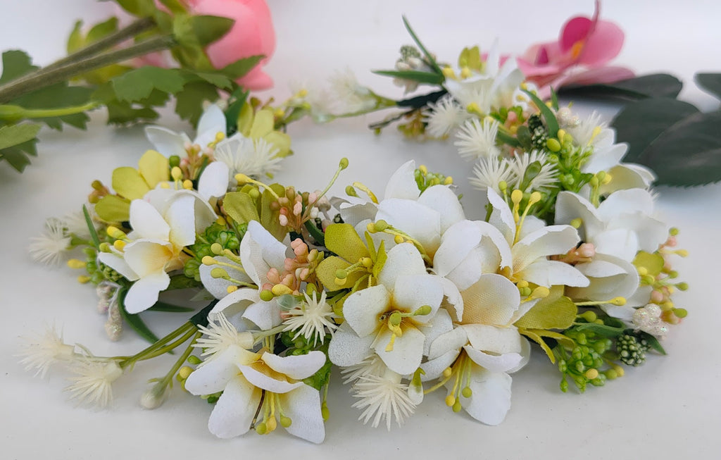 White Bridal Hair Accessories | Grocsy