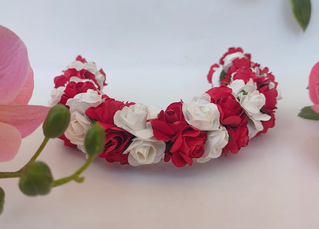 Red & White Rose Gajra | Grocsy