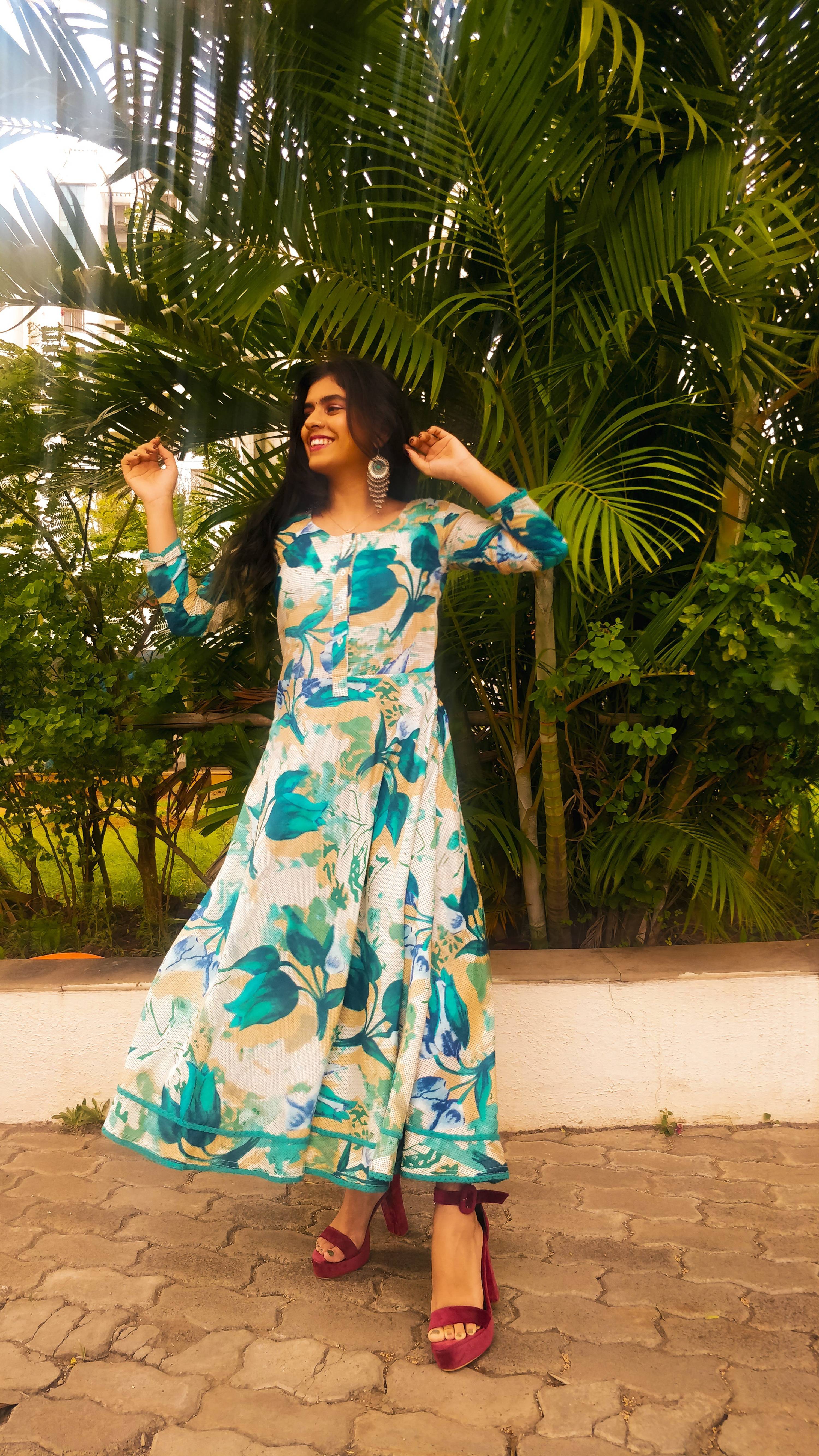 Jompers Women Off White & Blue Floral Printed Floral Anarkali Kurta | Grocsy
