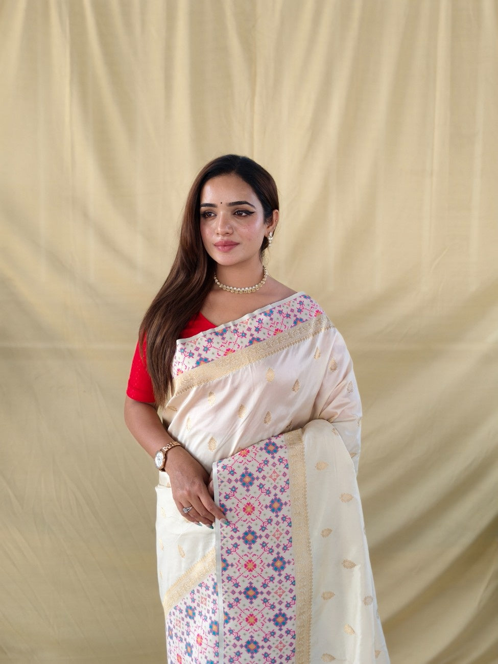 Mameraa Sarees Elegant Ivory Soft Silk Saree-Ivory | Grocsy