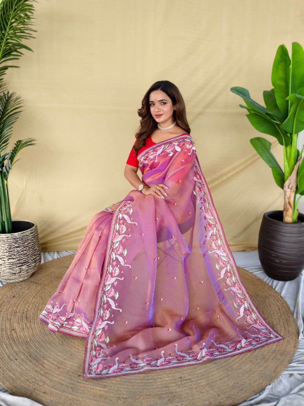 Mameraa Sarees Pink Royal Gabbana Silk Saree Woven In A Shiny Dual-Tone Finish-Pink | Grocsy