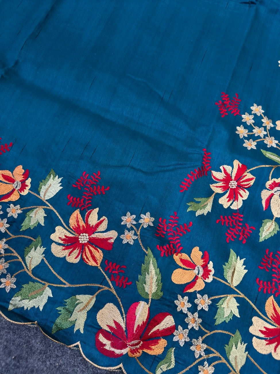 Mameraa Sarees Teal Matka Silk Saree With Heavy Floral Embroidery Border With Running Blouse-Teal | Grocsy
