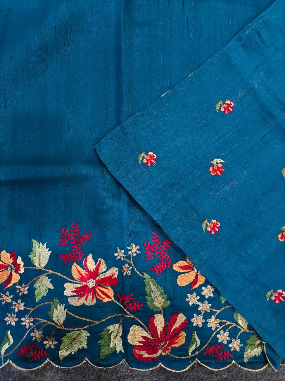 Mameraa Sarees Teal Matka Silk Saree With Heavy Floral Embroidery Border With Running Blouse-Teal | Grocsy
