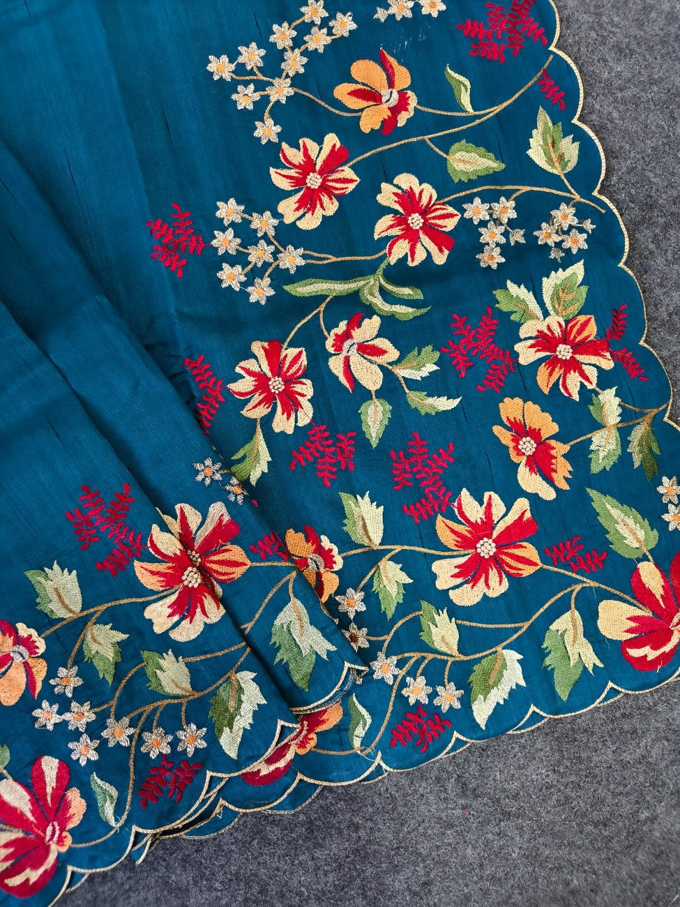 Mameraa Sarees Teal Matka Silk Saree With Heavy Floral Embroidery Border With Running Blouse-Teal | Grocsy