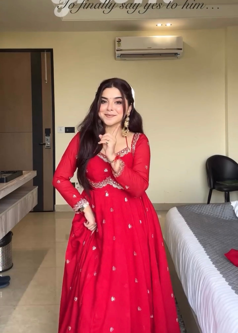 Yash Enterprise Red Havy Foux Goargate Party Wear Ebroidery Suit Set | Grocsy