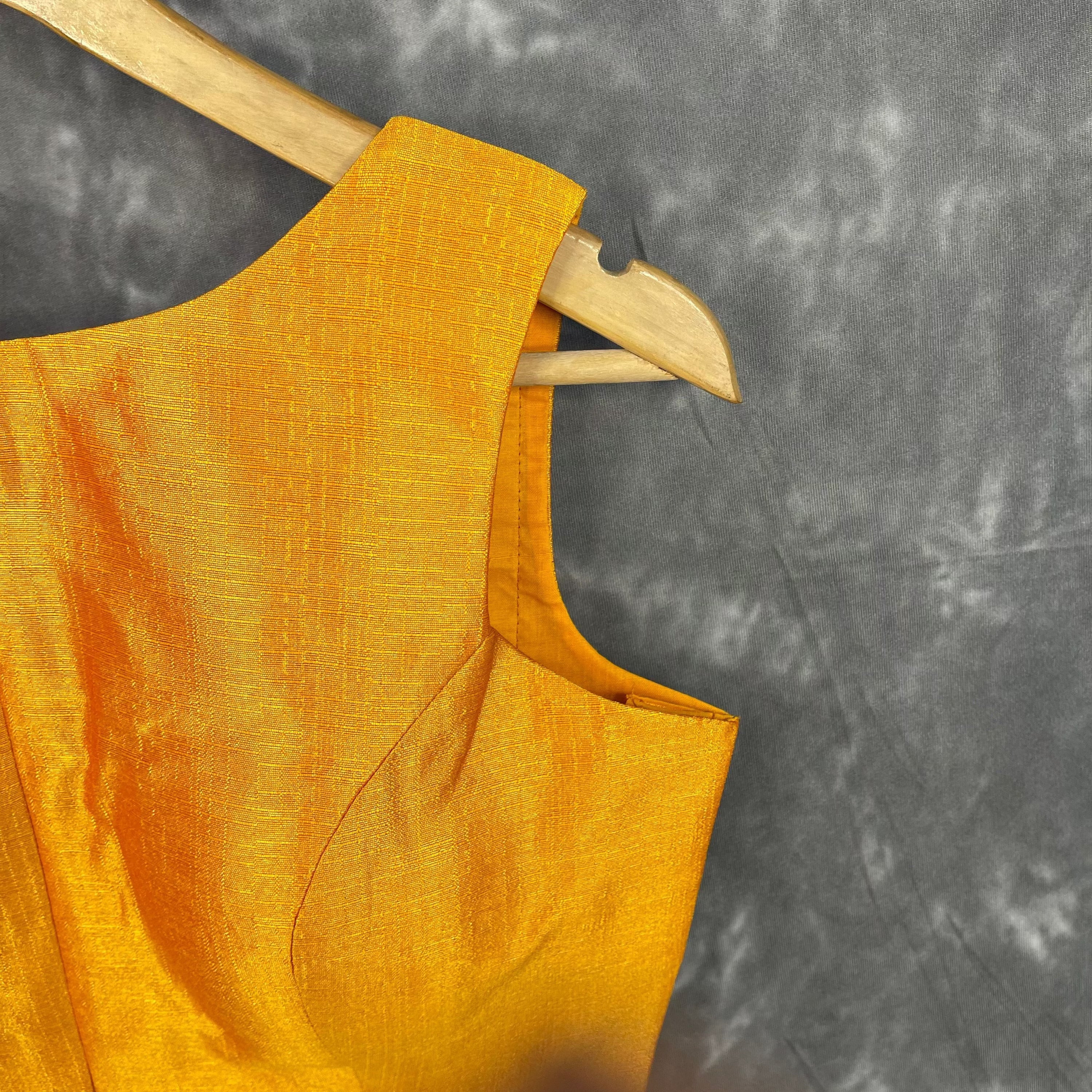 Mangalore Madness Orange Coloured Mangalore Isik/Khan Border Ready to Wear Blouse - kapda Tailor | Grocsy