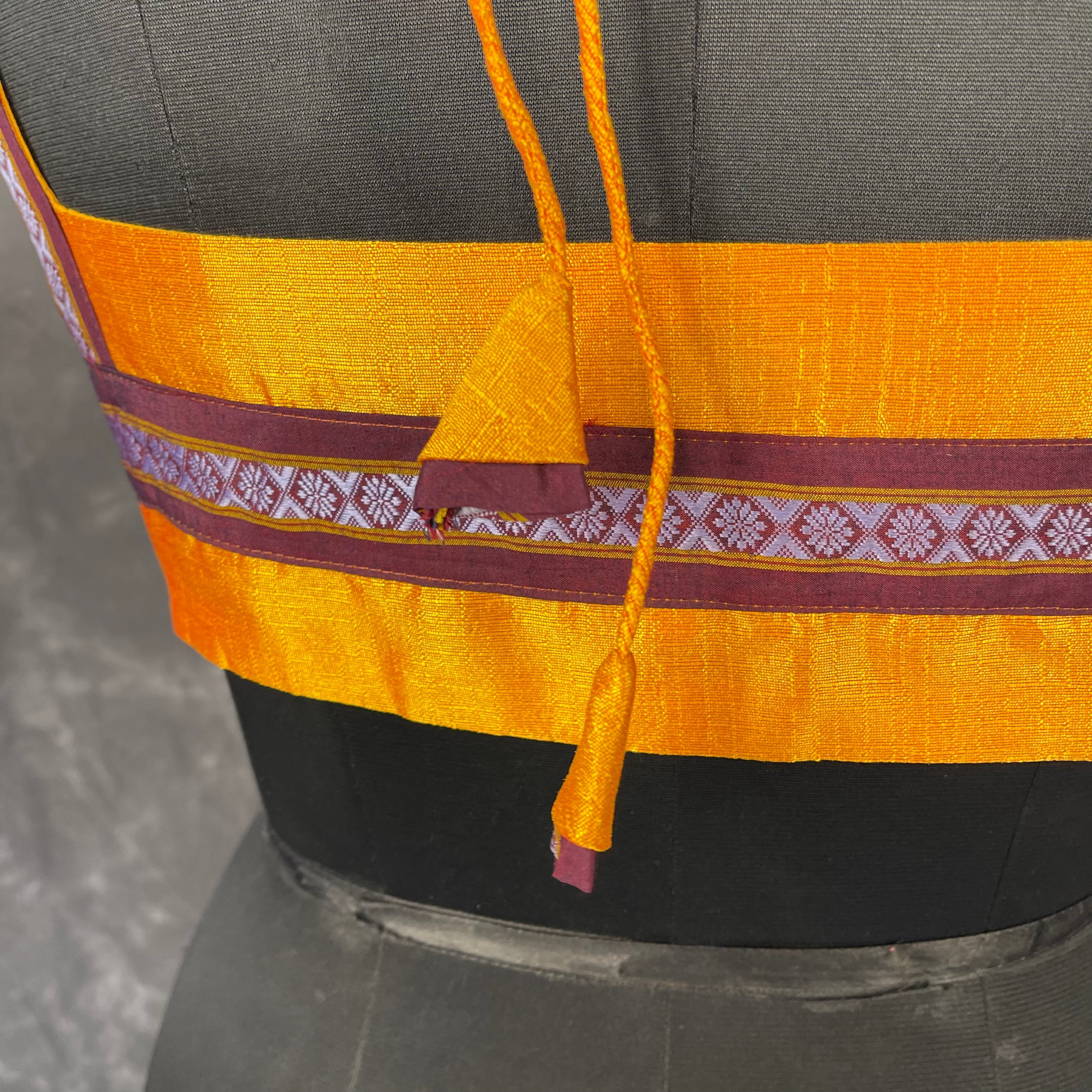 Mangalore Madness Orange Coloured Mangalore Isik/Khan Border Ready to Wear Blouse - kapda Tailor | Grocsy
