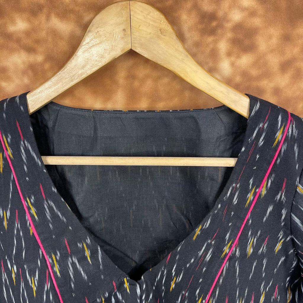 Ikat Riwayaat Black Coloured Ikat Cotton Ready to Wear Blouse - kapda Tailor | Grocsy