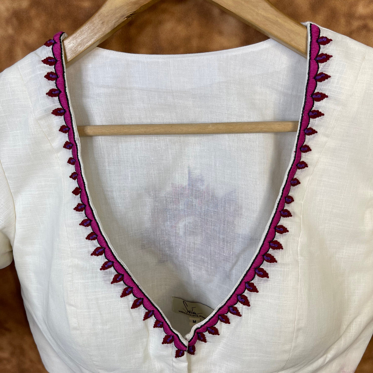 Jumaani Jashn Off White Coloured Slub Cotton Ready to Wear Blouse - kapda Tailor | Grocsy