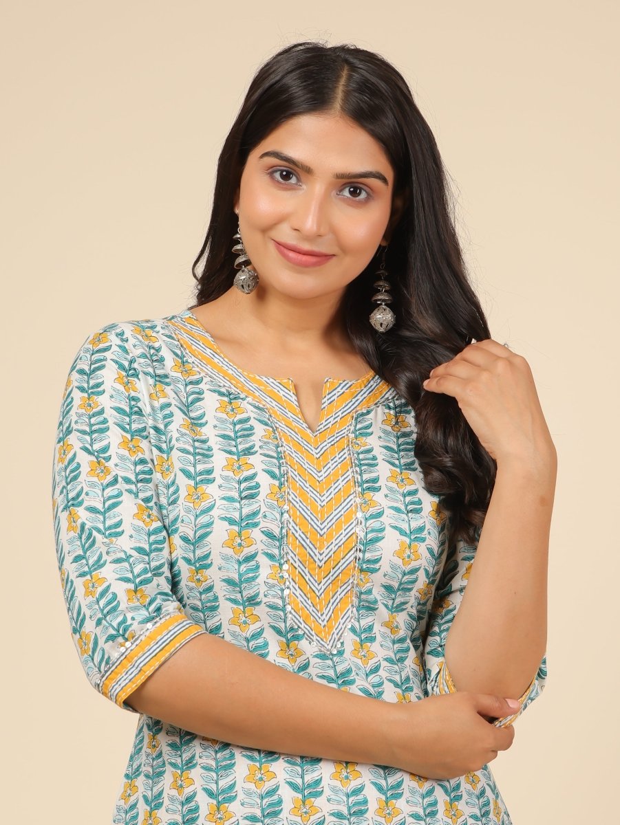 Aramya Straight Soft Cotton Floral Print Women's Kurta - White | Grocsy