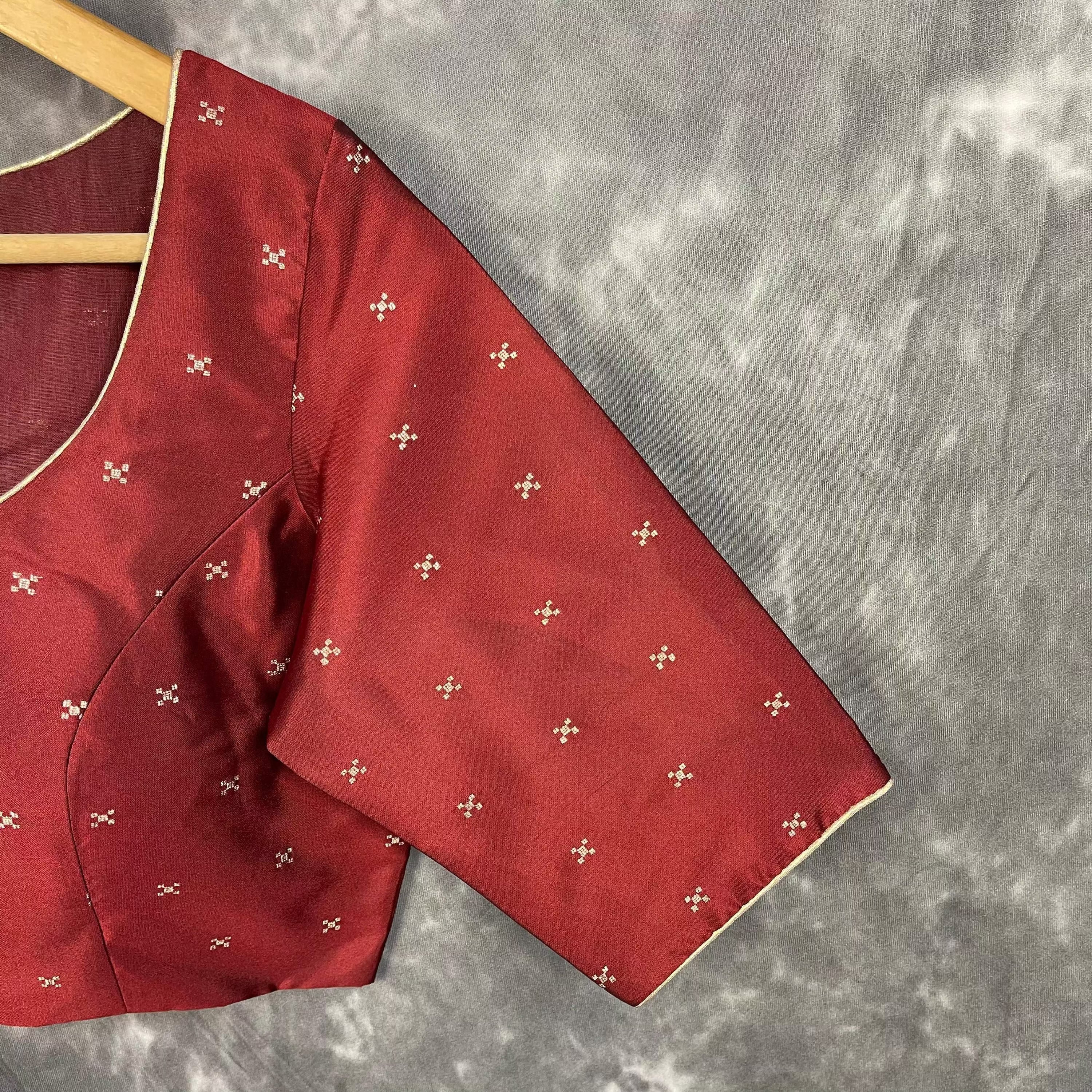 Matargashti Maroon Coloured Silk Ready to Wear Blouse - kapda Tailor | Grocsy