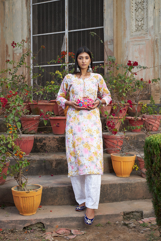 Rangreza Ethnic Leela Mulmul Chikankari Kurta Yellow | Grocsy