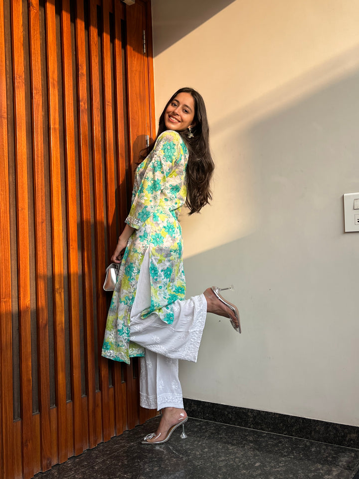 Rangreza Ethnic Leela Mulmul Chikankari Kurta Green | Grocsy