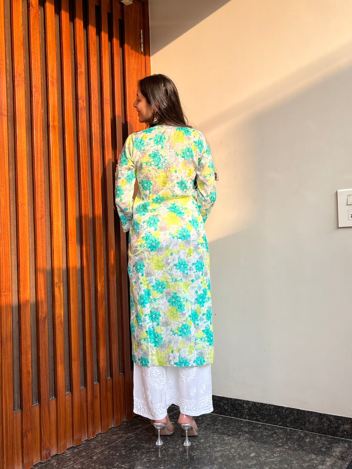 Rangreza Ethnic Leela Mulmul Chikankari Kurta Green | Grocsy
